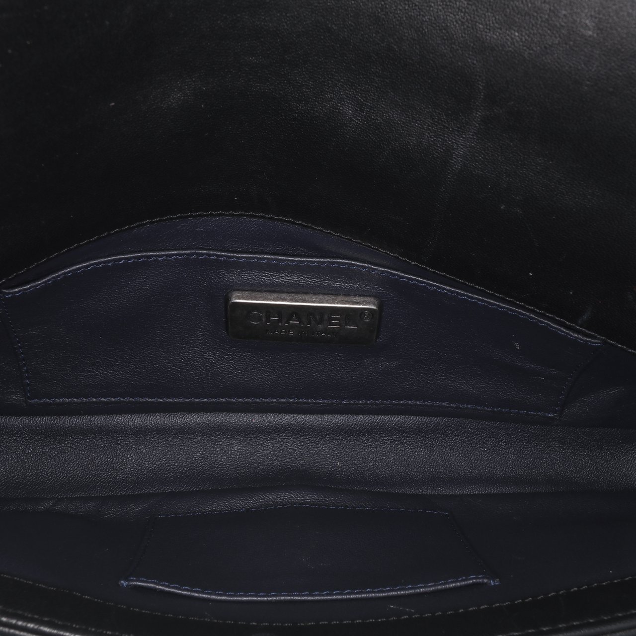 Chanel Shearling East West Boy Flap Zwart