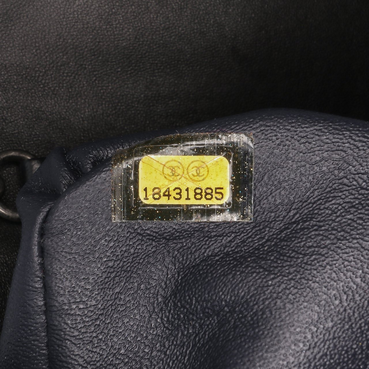 Chanel Shearling East West Boy Flap Zwart