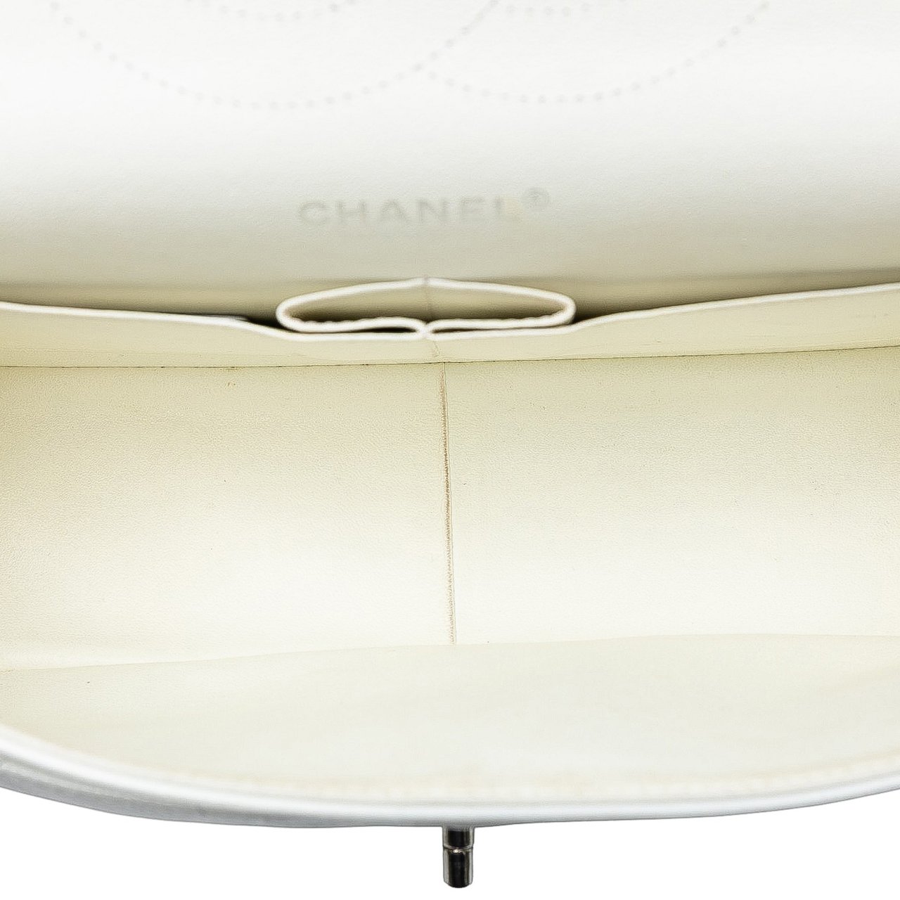 Chanel Jumbo Classic Caviar Double Flap Wit