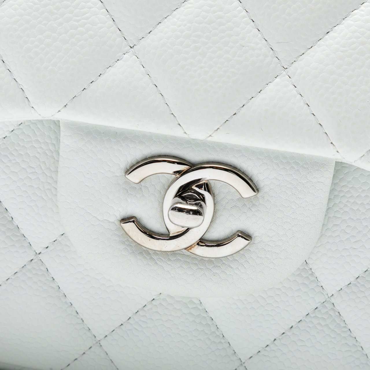 Chanel Jumbo Classic Caviar Double Flap Wit