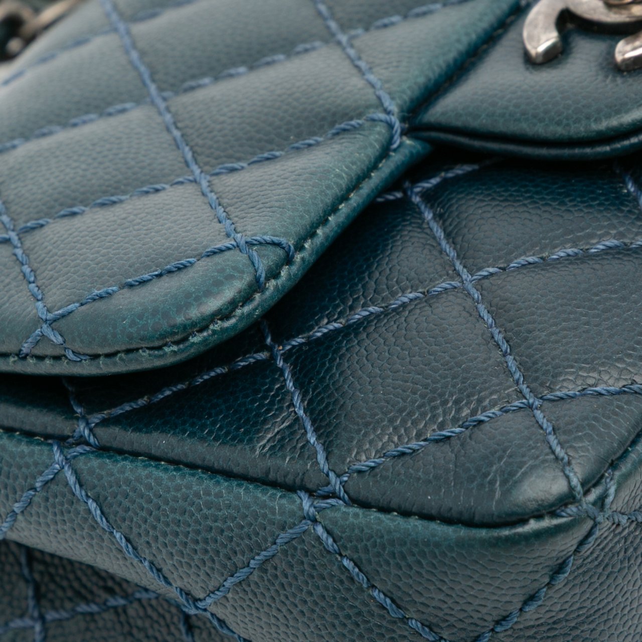 Chanel Mini Square Classic Caviar Single Flap Blauw