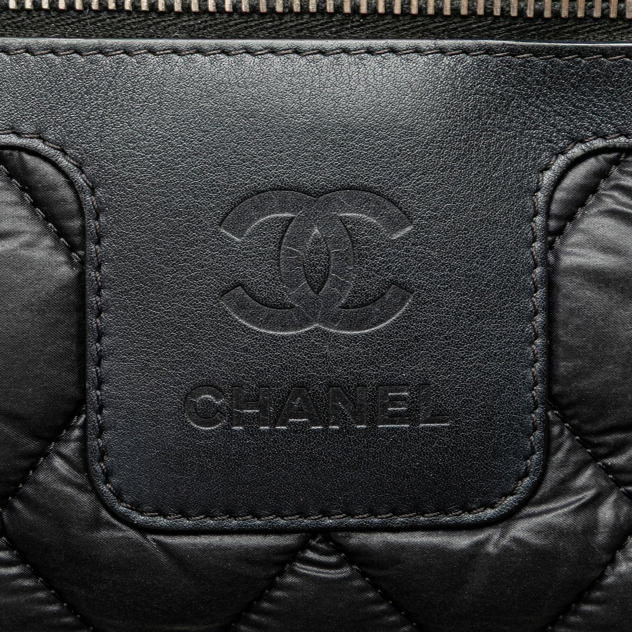 Chanel Small Quilted Nylon Coco Cocoon Tote Zwart