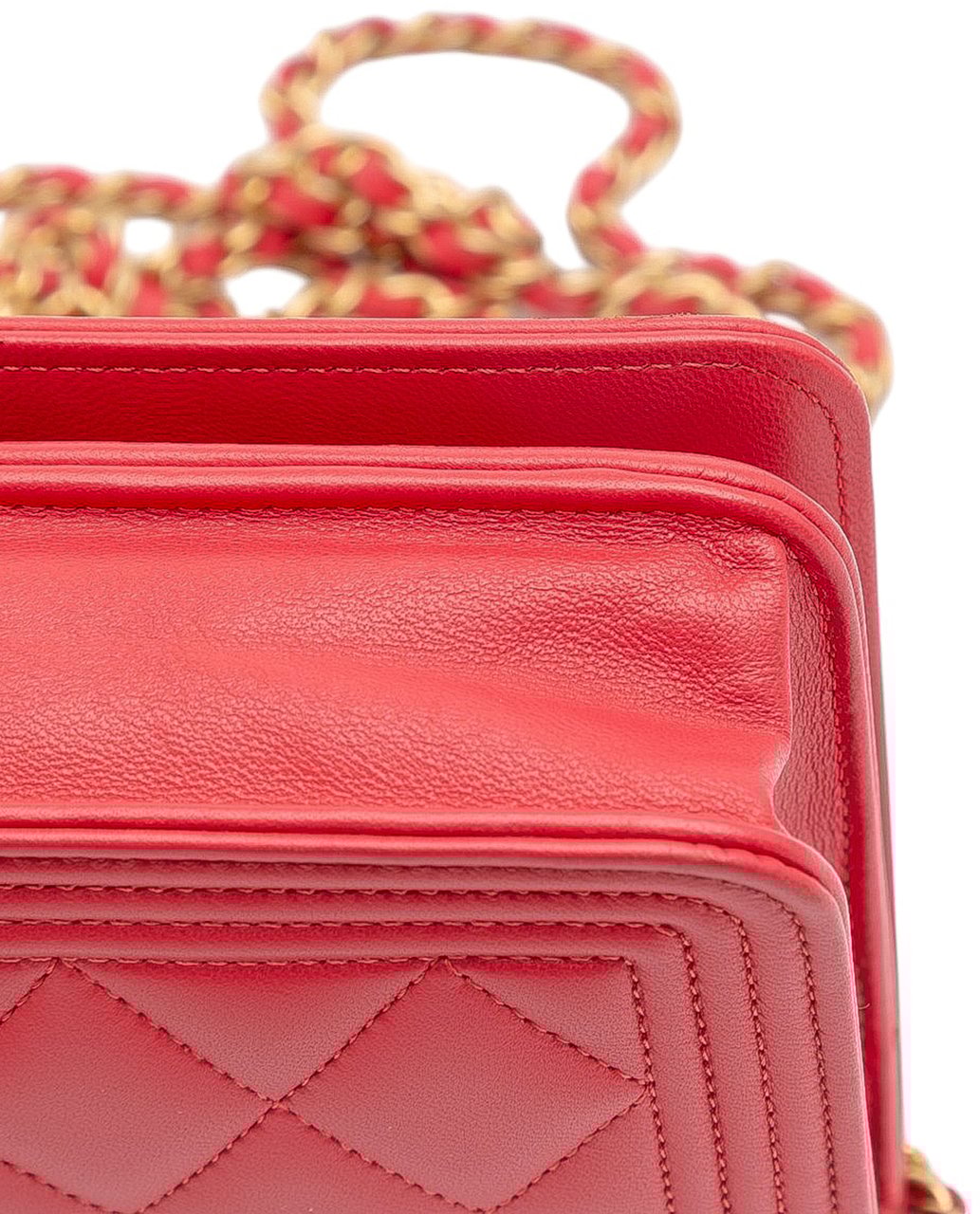 Chanel Quilted Caviar Boy Wallet on Chain Rood