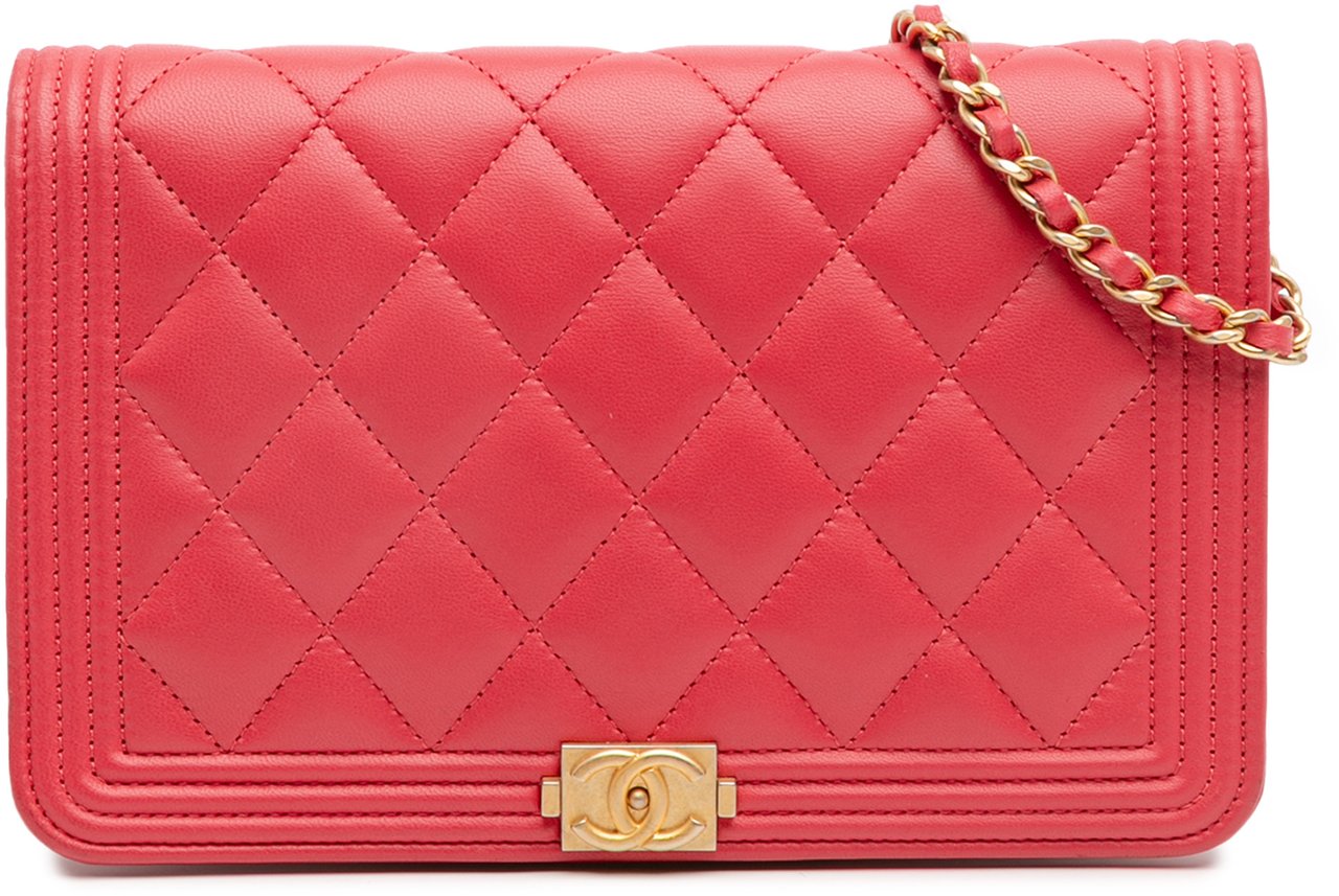 Chanel Quilted Caviar Boy Wallet on Chain Rood