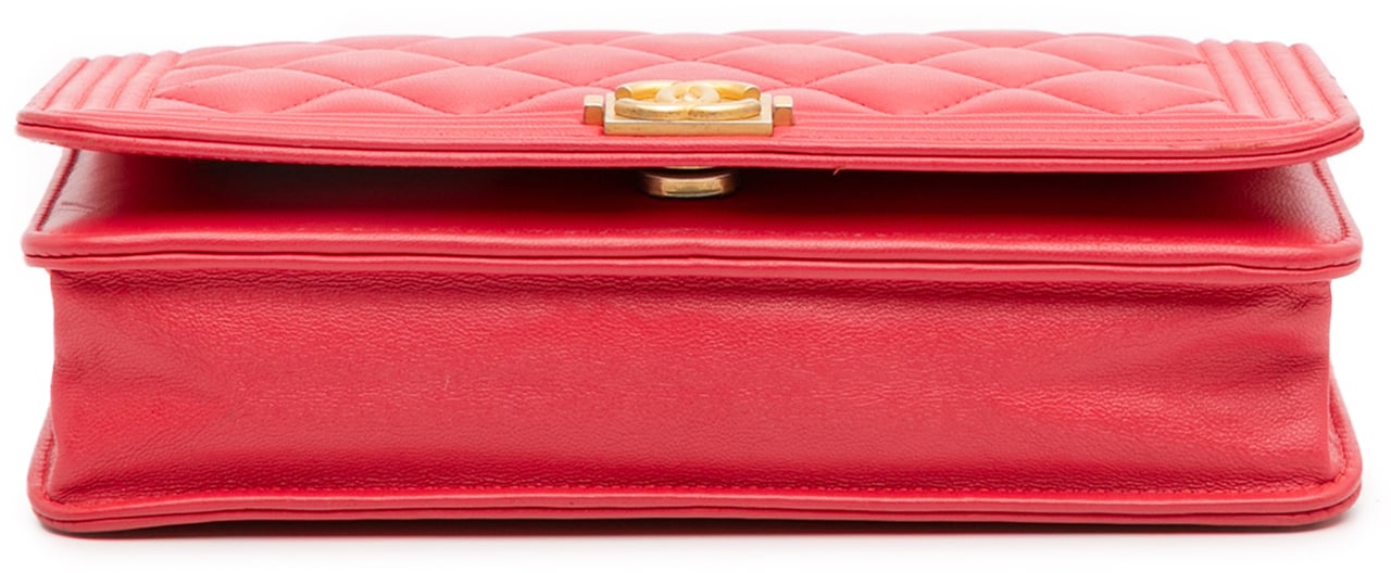 Chanel Quilted Caviar Boy Wallet on Chain Rood