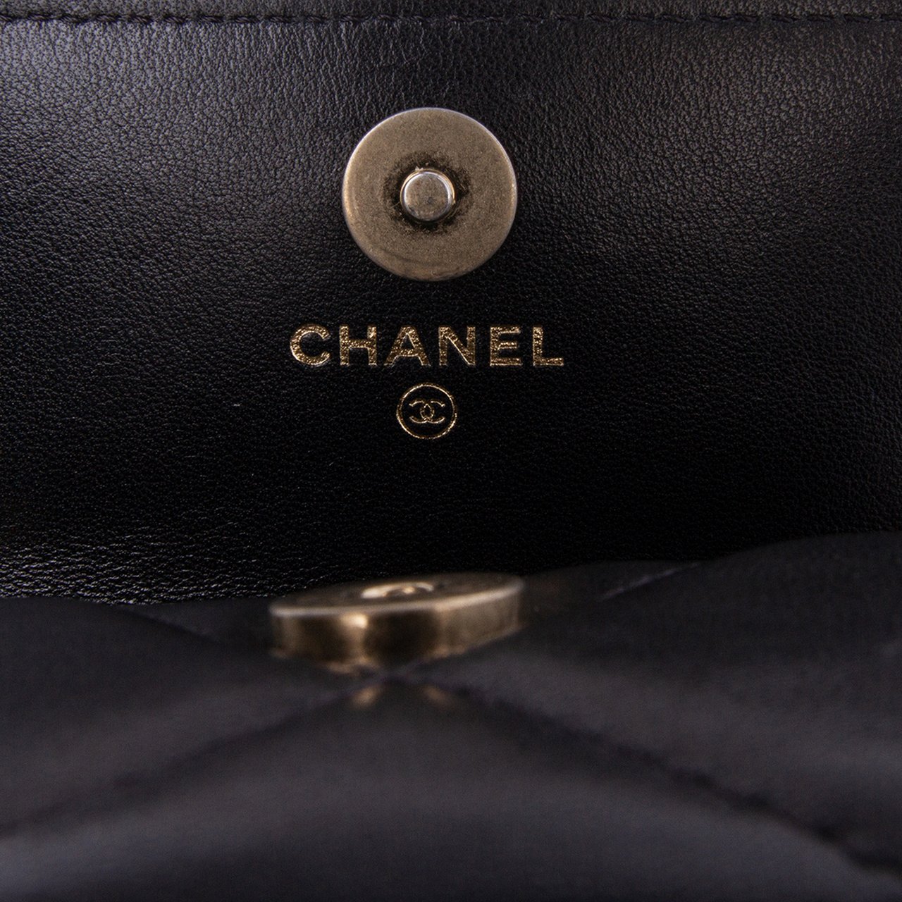 Chanel Lambskin 19 Flap Coin Purse With Chain Zwart