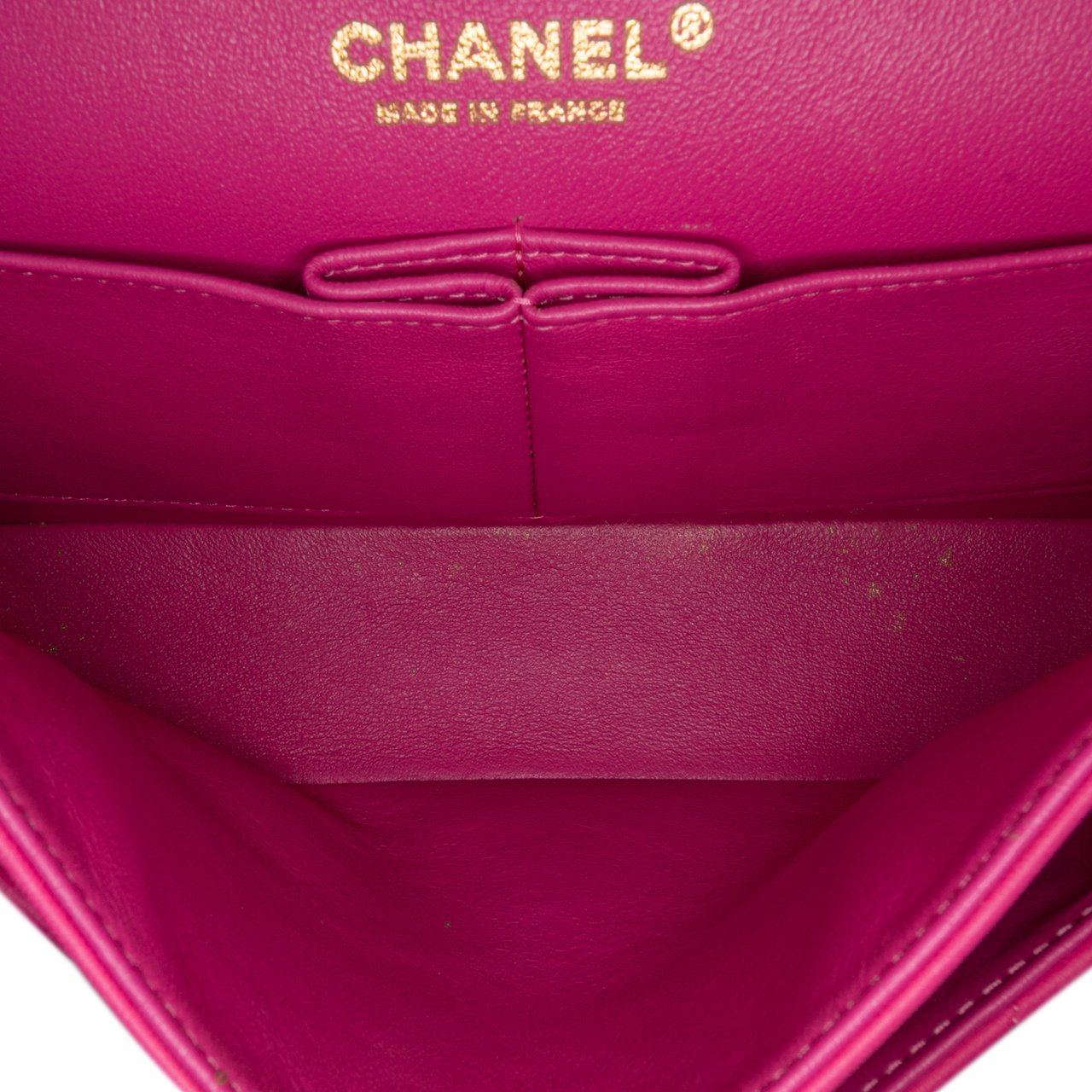 Chanel Medium Classic Chevron Lambskin Double Flap Roze
