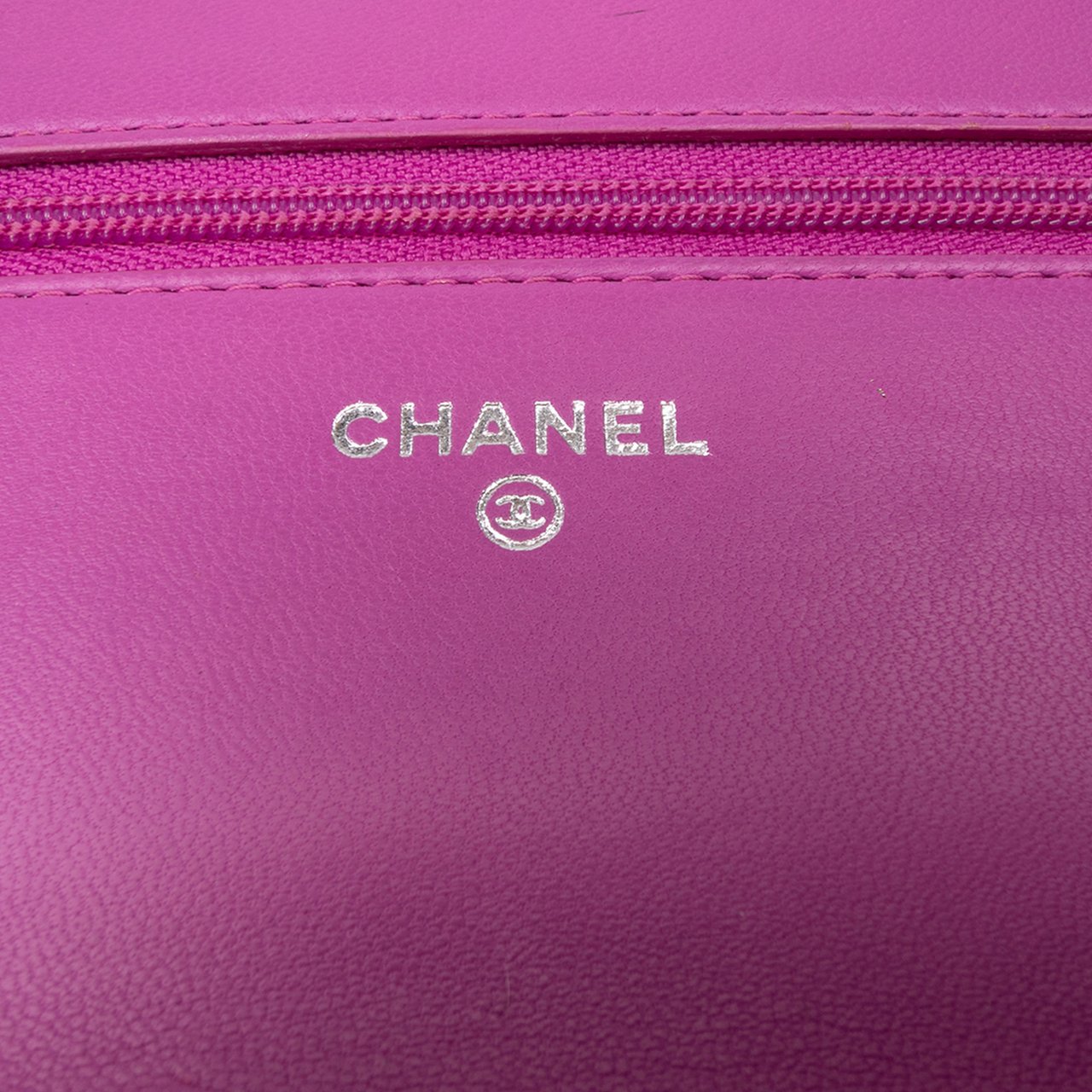 Chanel Lambskin Boy Wallet on Chain Paars