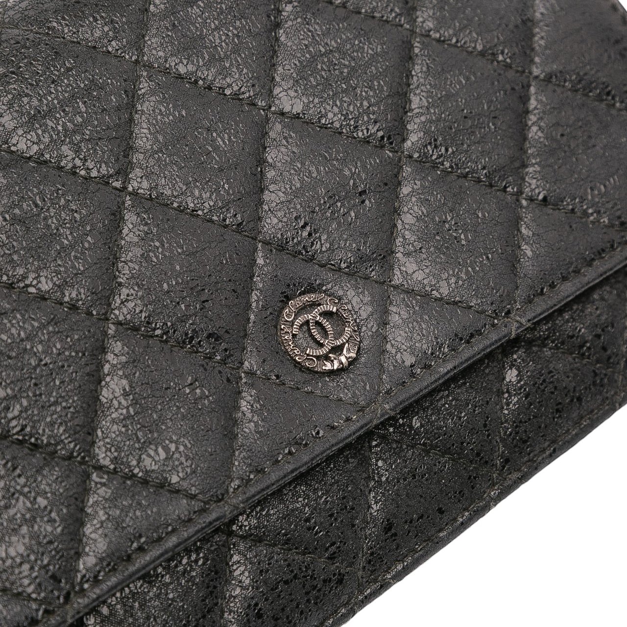 Chanel CC Quilted Crinkled Calfskin Wallet On Chain Zwart