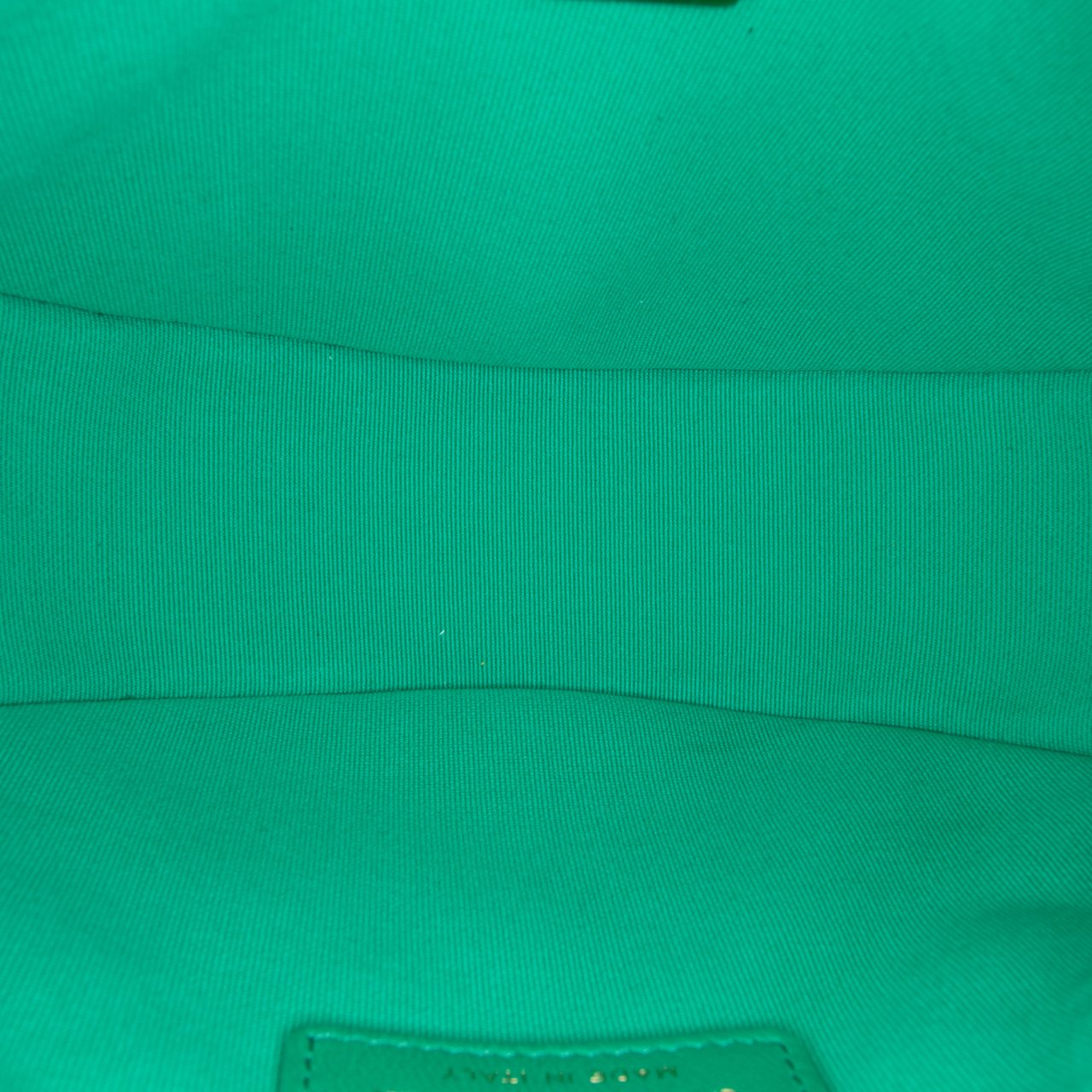 Chanel Small Quilted Lambskin Chain Around Hook Hobo Bag Groen