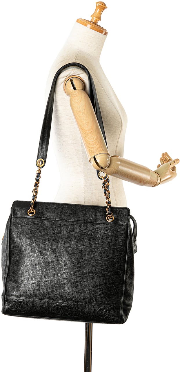 Chanel Triple CC Caviar Shoulder Bag Zwart