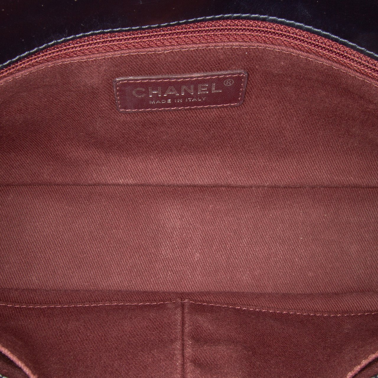 Chanel Quilted Glazed Calfskin Coco Pleats Flap Blauw