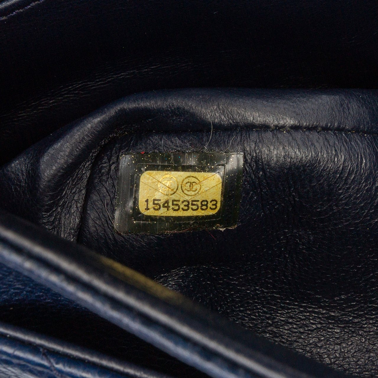 Chanel Medium Classic Caviar Double Flap Blauw