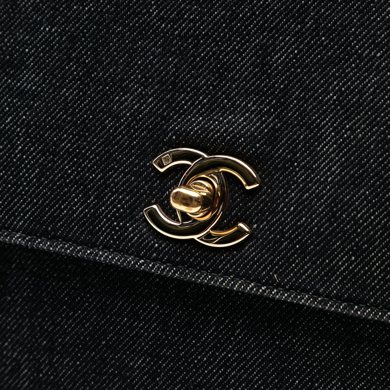 Chanel CC Denim Kelly Top Handle Bag Zwart