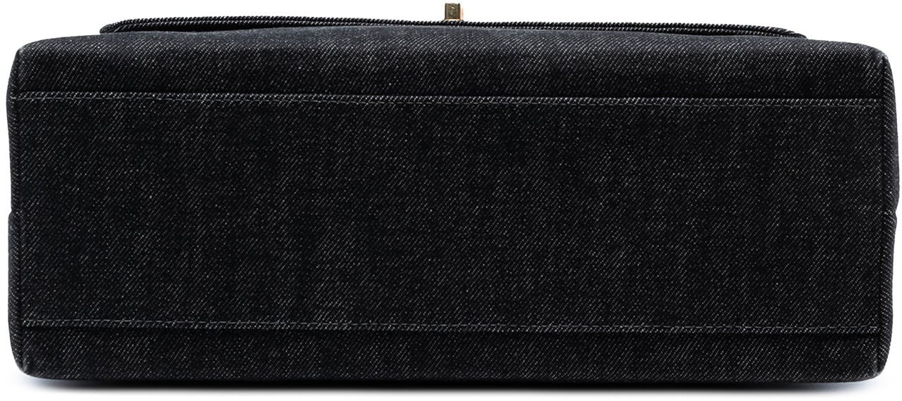 Chanel CC Denim Kelly Top Handle Bag Zwart