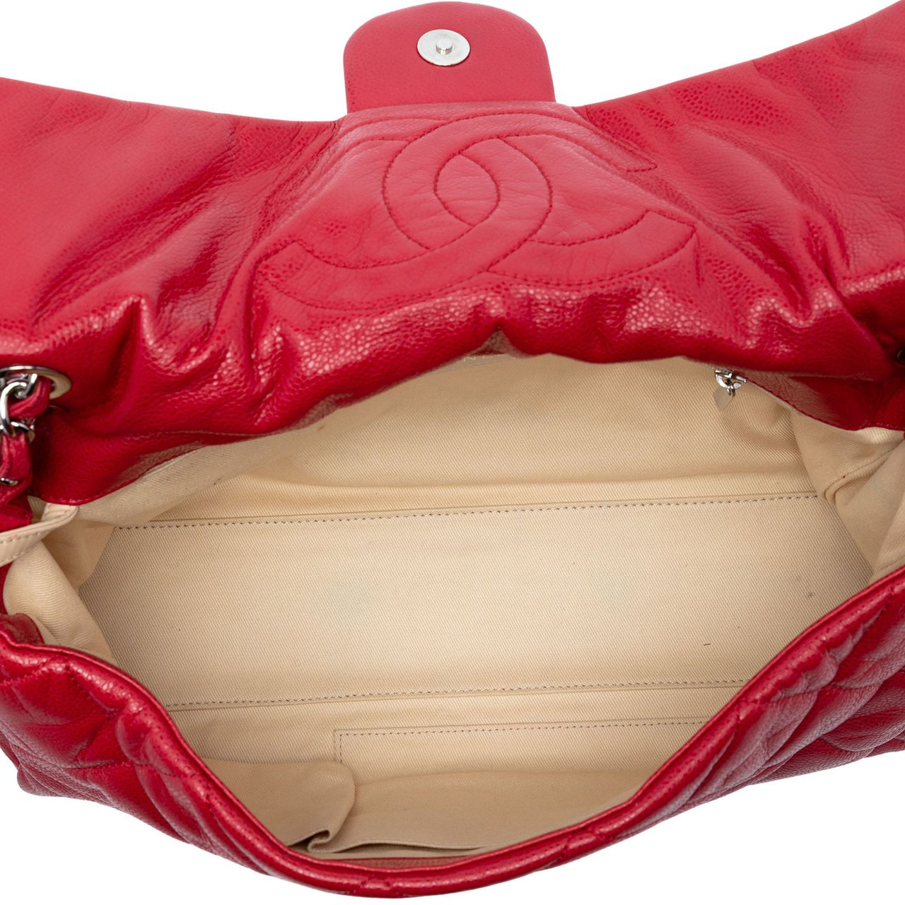 Chanel Medium Glazed Caviar Nature Flap Rood