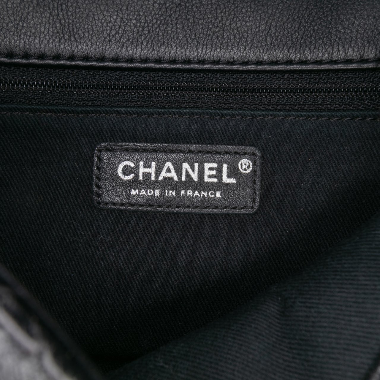 Chanel CC Quilted Lambskin Single Flap Zwart