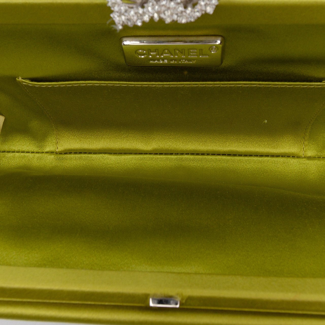 Chanel Satin Crystal Camellia Evening Frame Clutch Groen