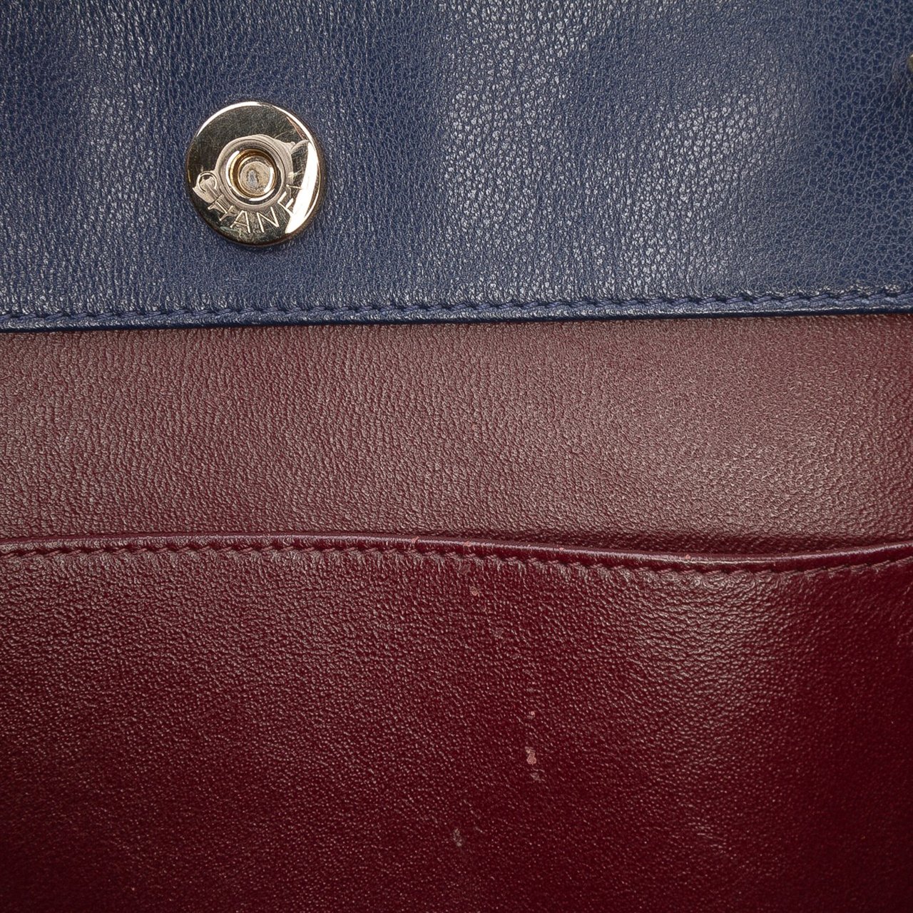 Chanel Quilted Sheepskin Beauty Lock Shopping Tote Blauw