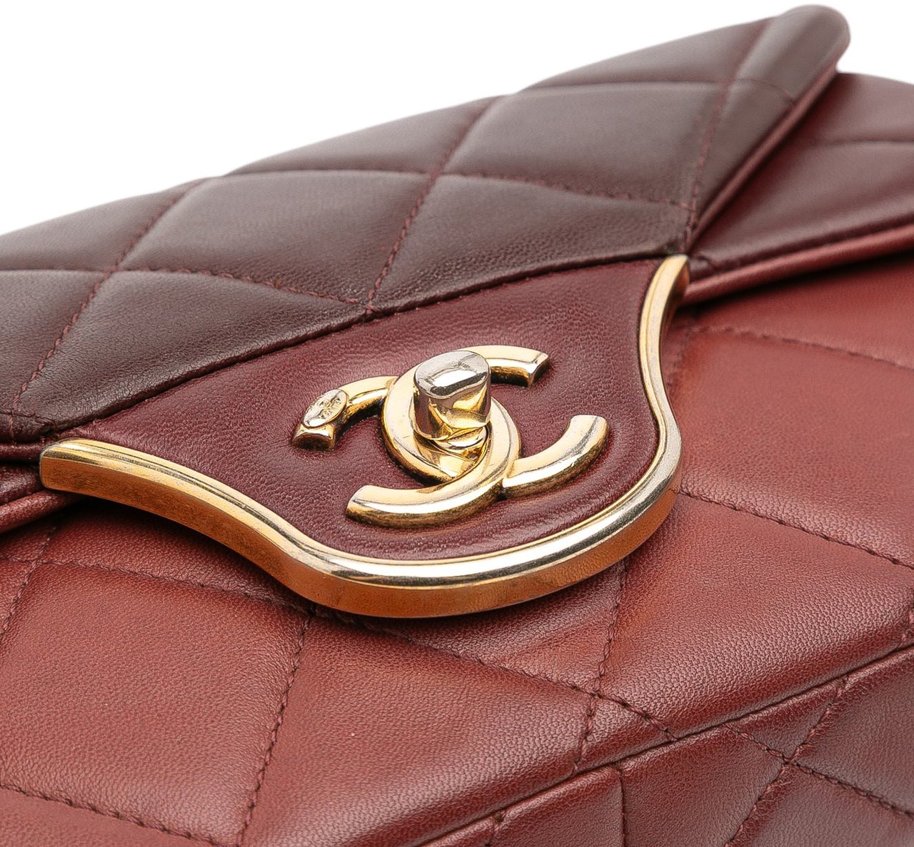 Chanel CC Tricolor Quilted Lambskin Double Flap Rood
