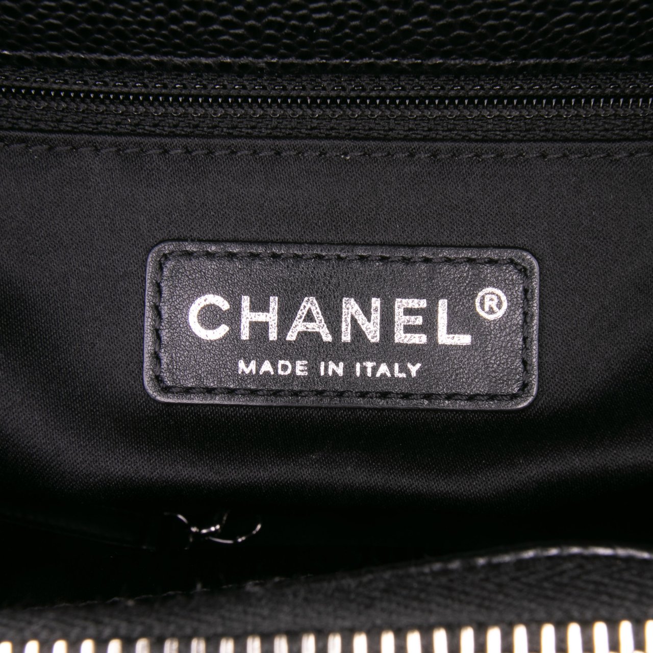 Chanel Caviar Grand Shopping Tote Zwart