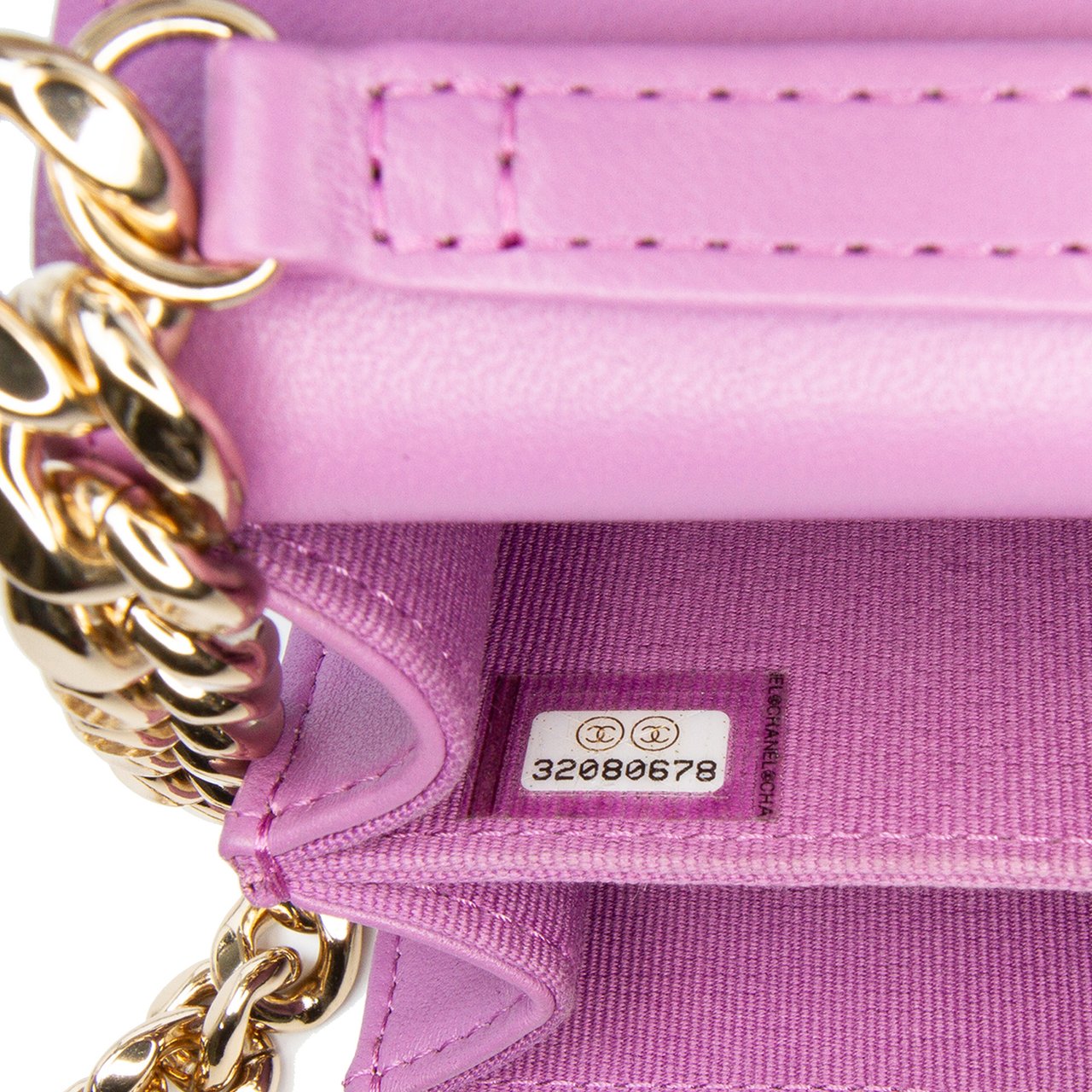 Chanel CC Quilted Lambskin Coco Card Holder on Chain Paars