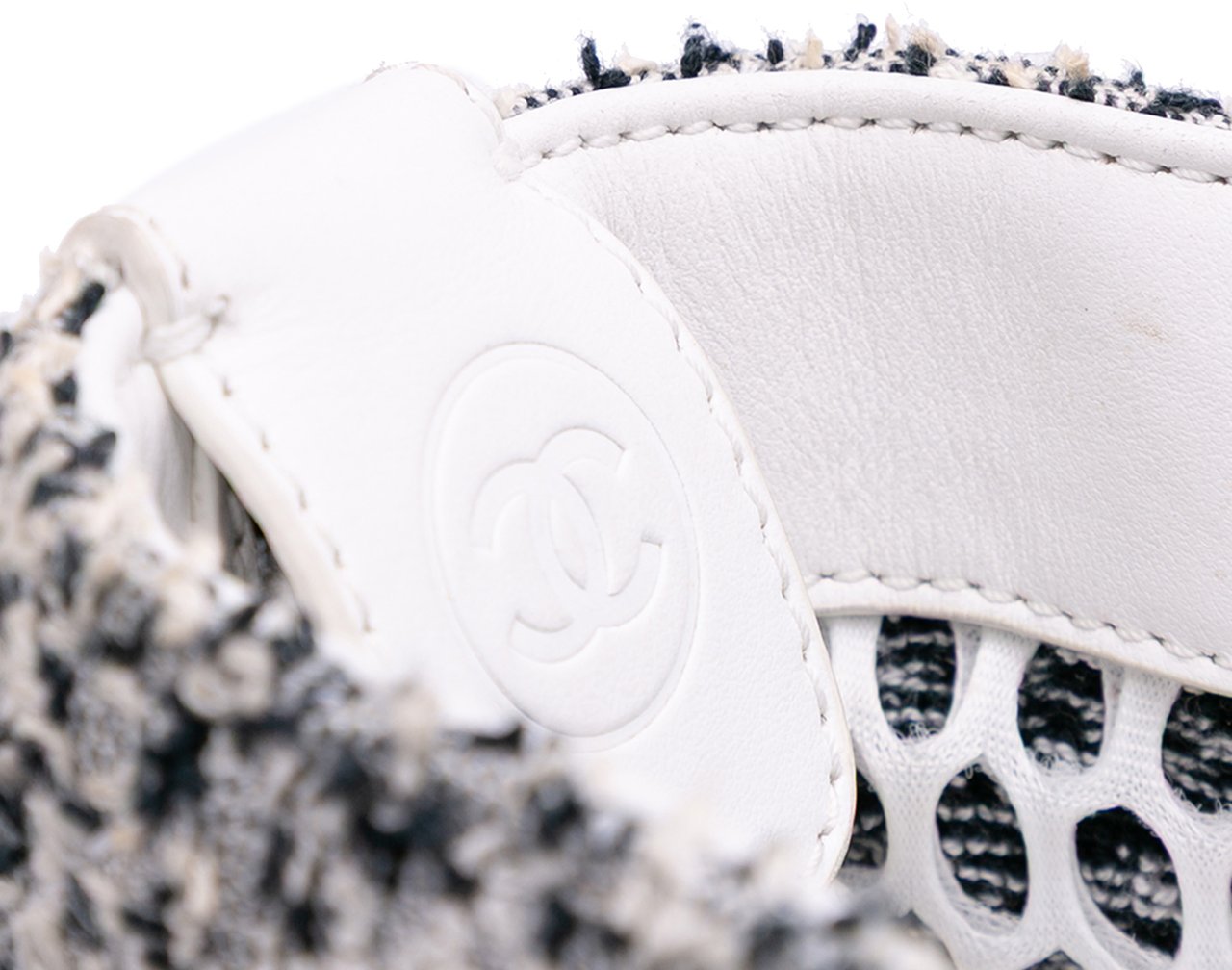 Chanel CC Terry Cloth Beach Tote Grijs