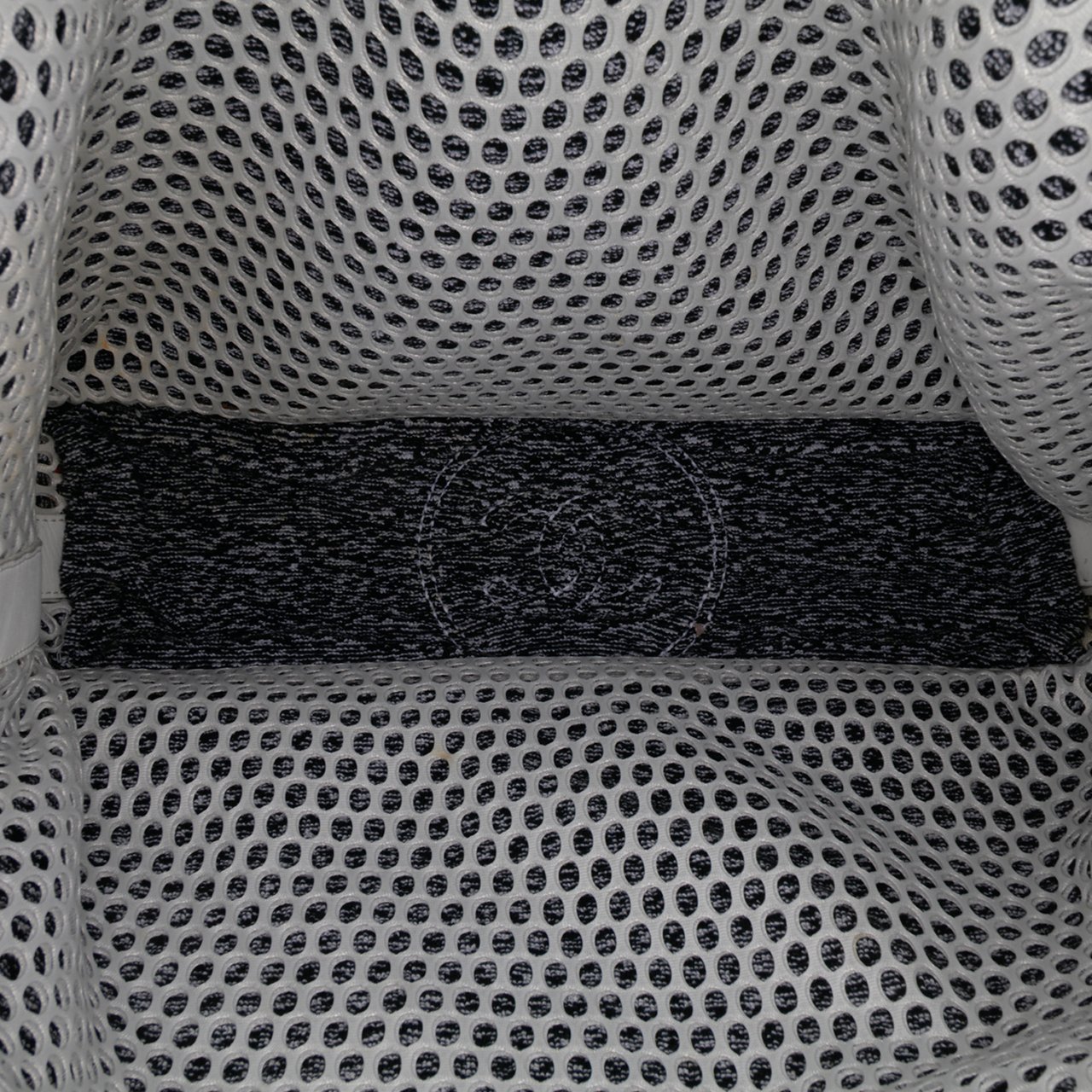 Chanel CC Terry Cloth Beach Tote Grijs