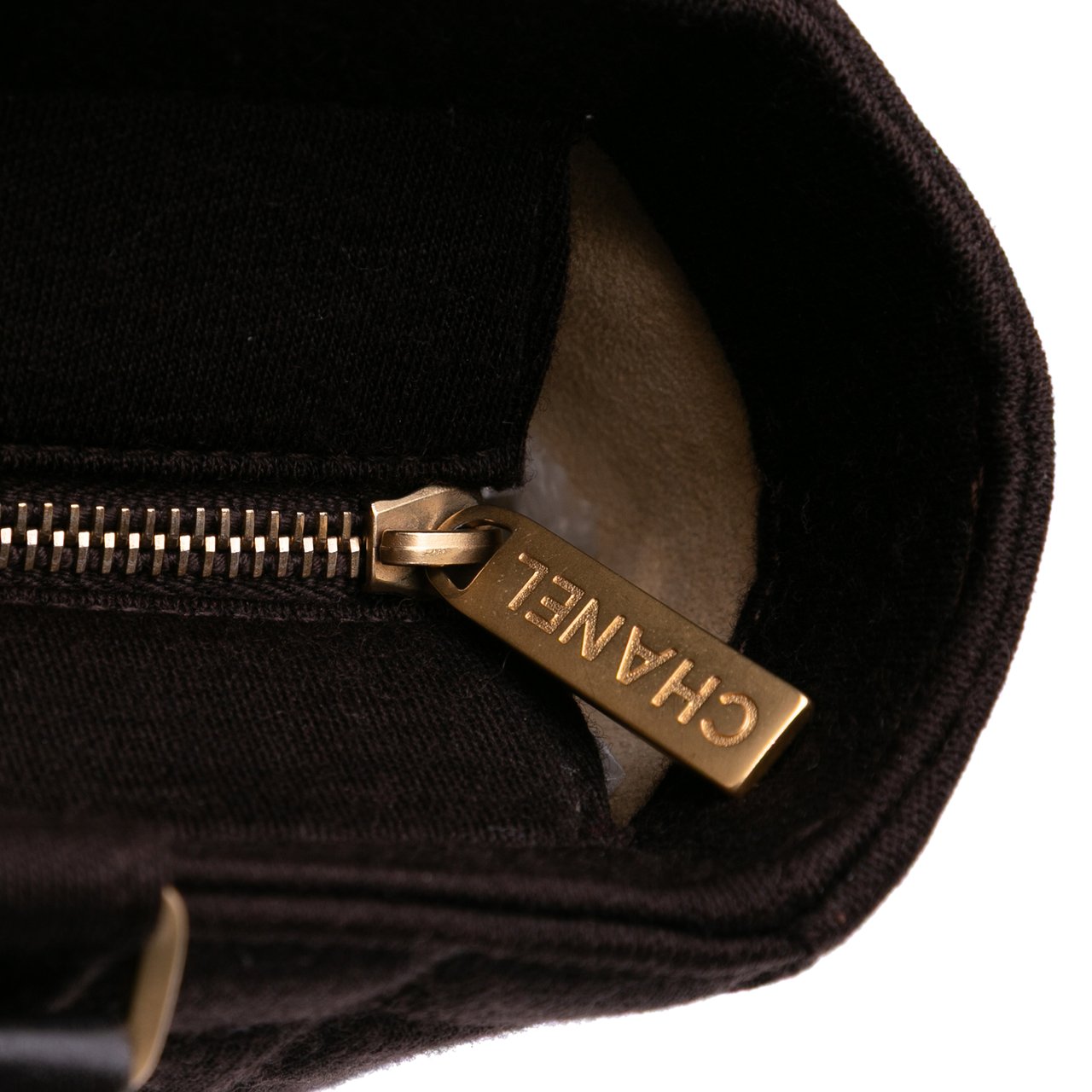 Chanel CC Chocolate Bar Jersey Tote Bruin