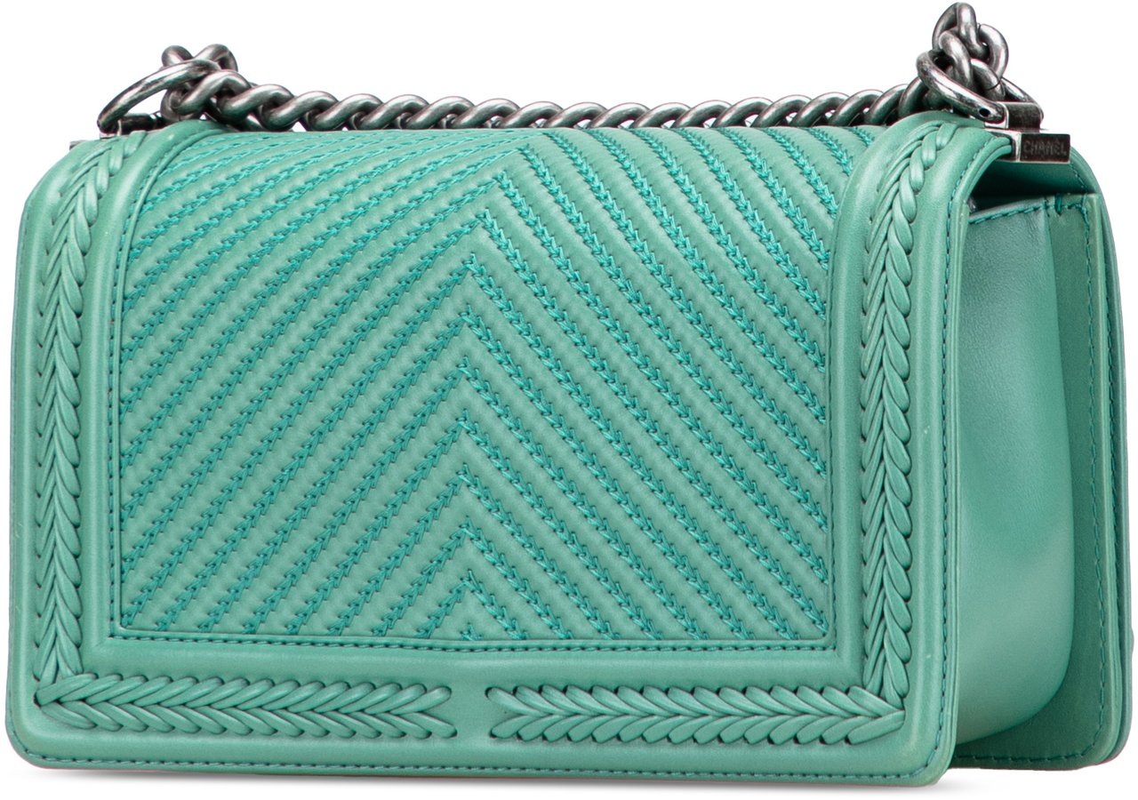 Chanel New Medium Braided Chevron Lambskin Boy Flap Groen