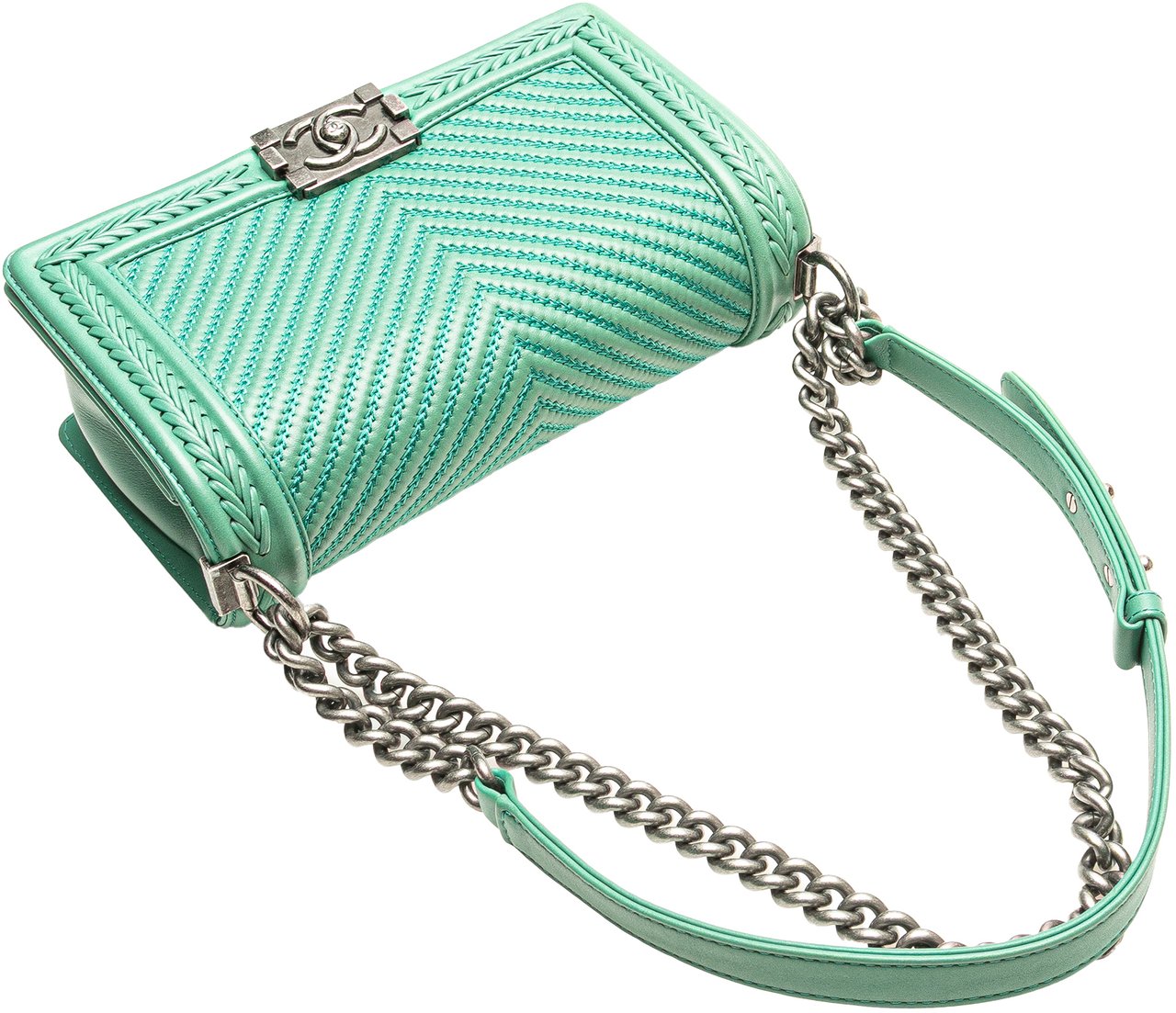 Chanel New Medium Braided Chevron Lambskin Boy Flap Groen