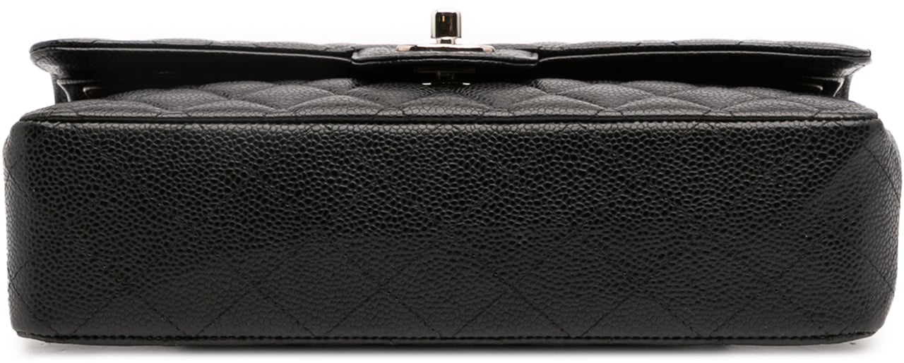 Chanel Medium Classic Caviar Double Flap Zwart