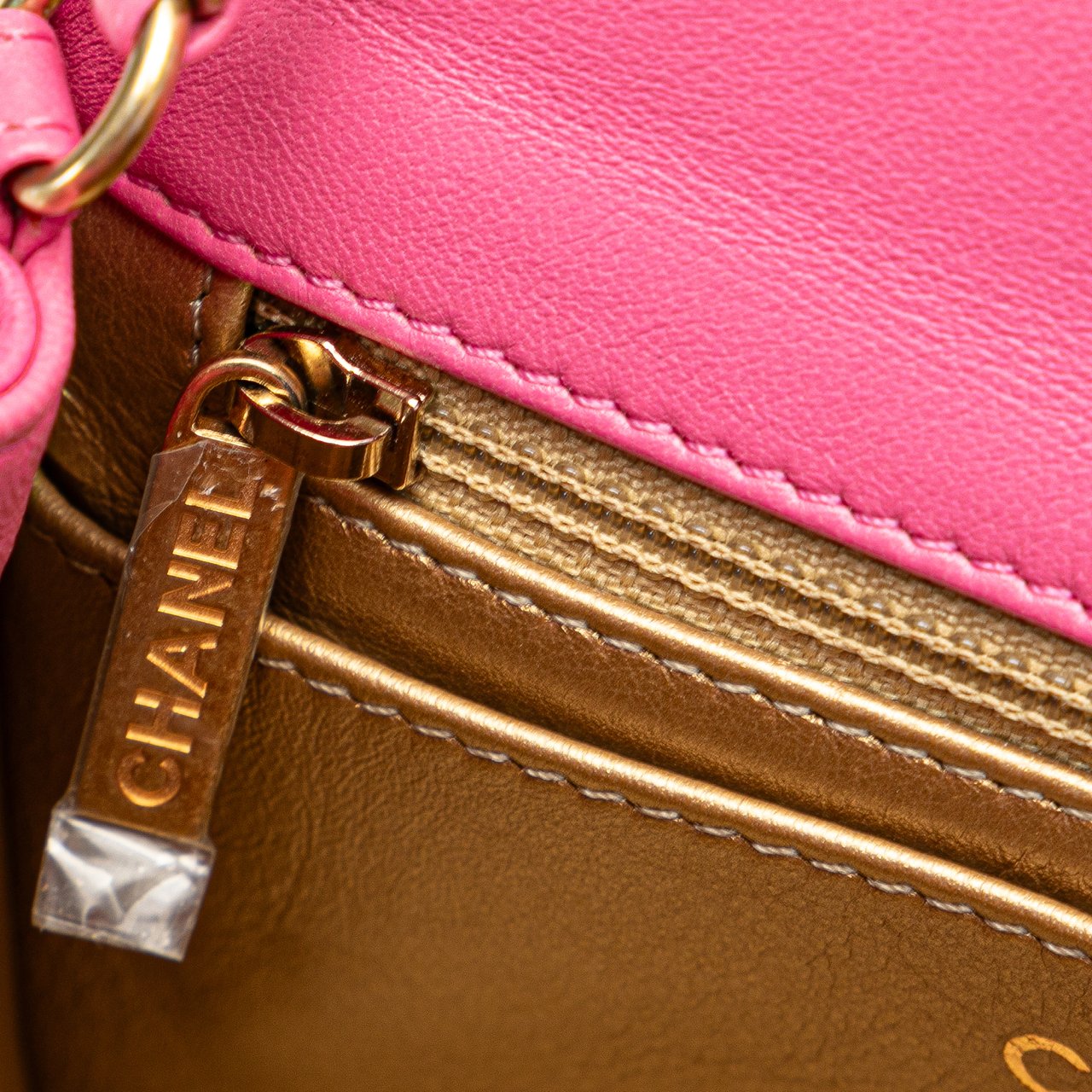 Chanel Mini Square Classic Lambskin Pearl Crush Single Flap Roze