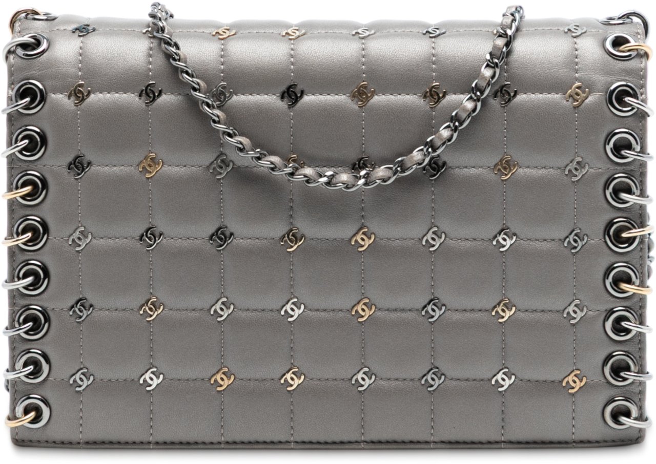 Chanel Small Lambskin Chocolate Bar CC Piercing Studded Chain Flap Grijs