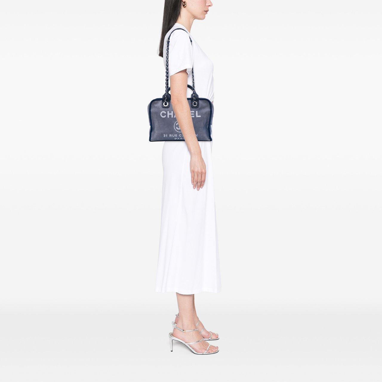 Chanel Large Denim Deauville Bowling Bag Blauw