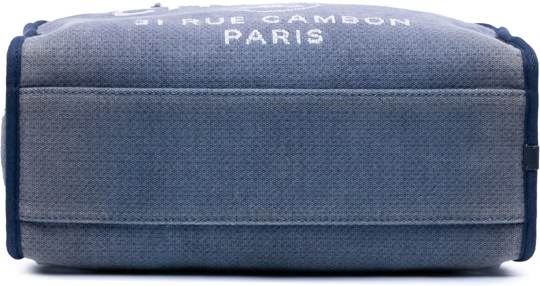 Chanel Large Denim Deauville Bowling Bag Blauw
