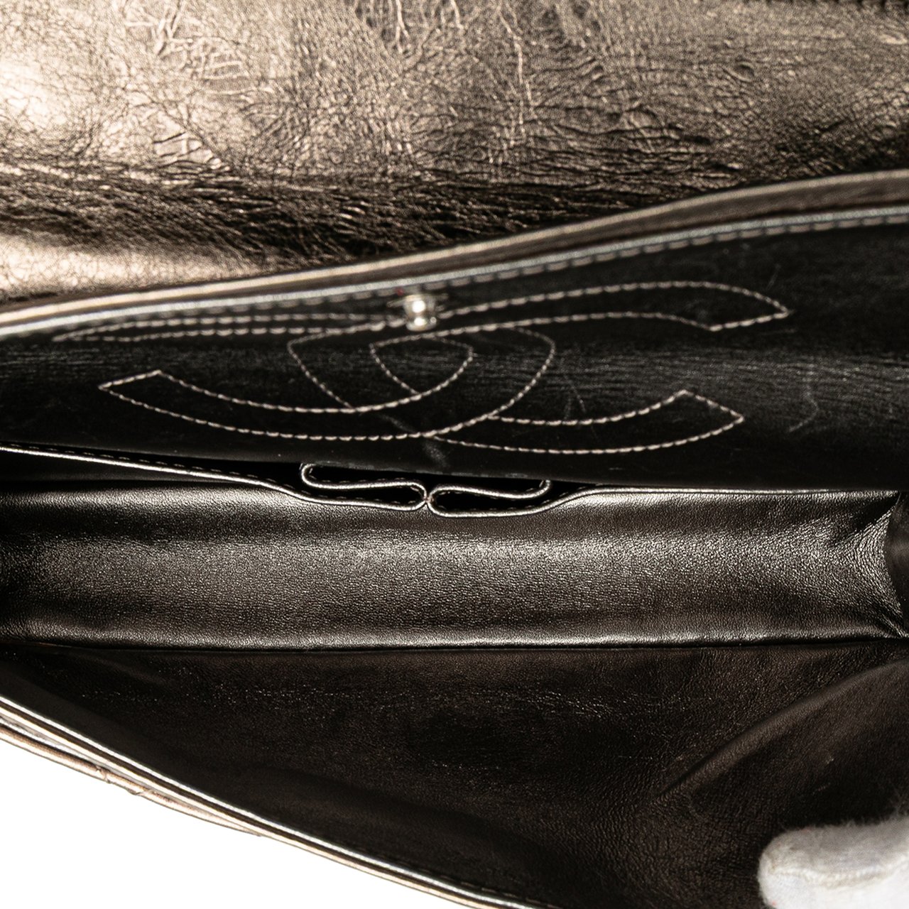 Chanel Reissue 2.55 Aged Metallic Calfskin Double Flap 225 Bruin