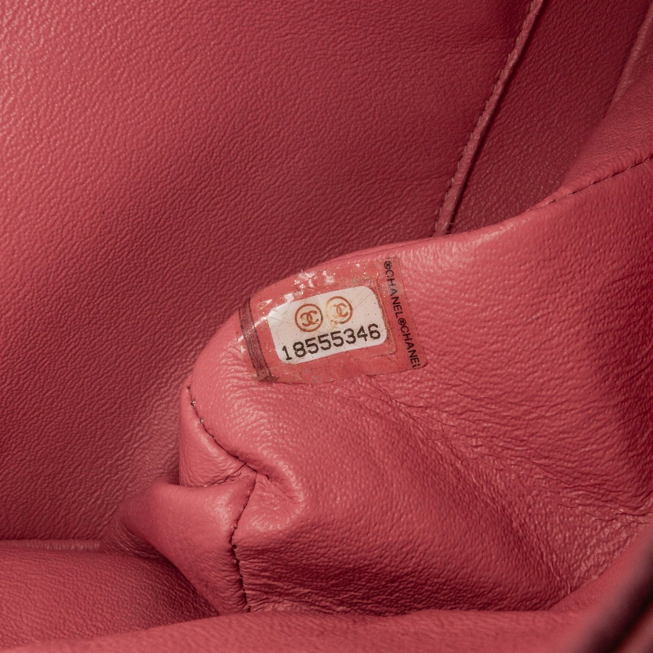 Chanel Medium Classic Lambskin Double Flap Roze