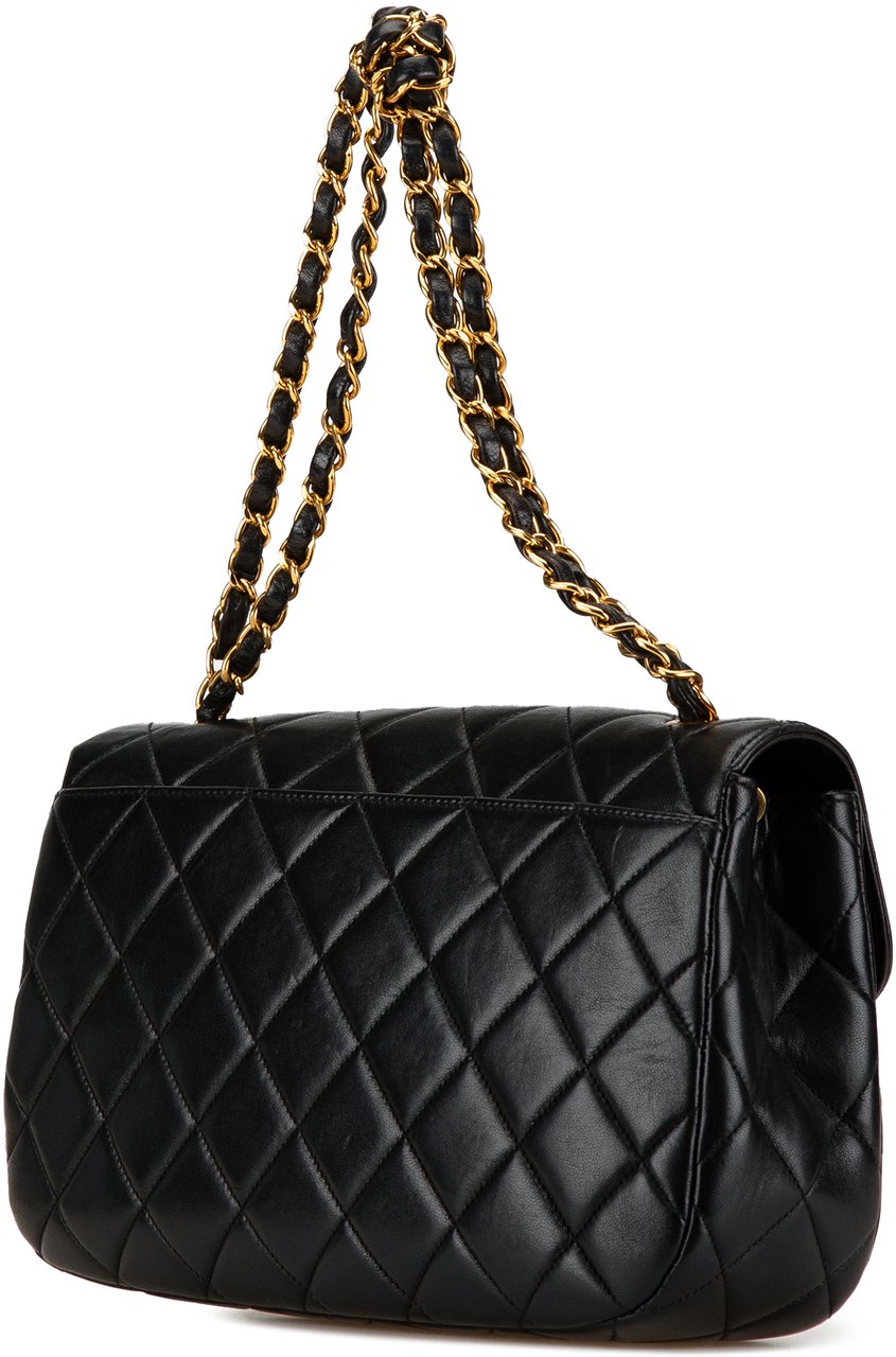 Chanel Quilted Lambskin Half Moon Single Flap Zwart