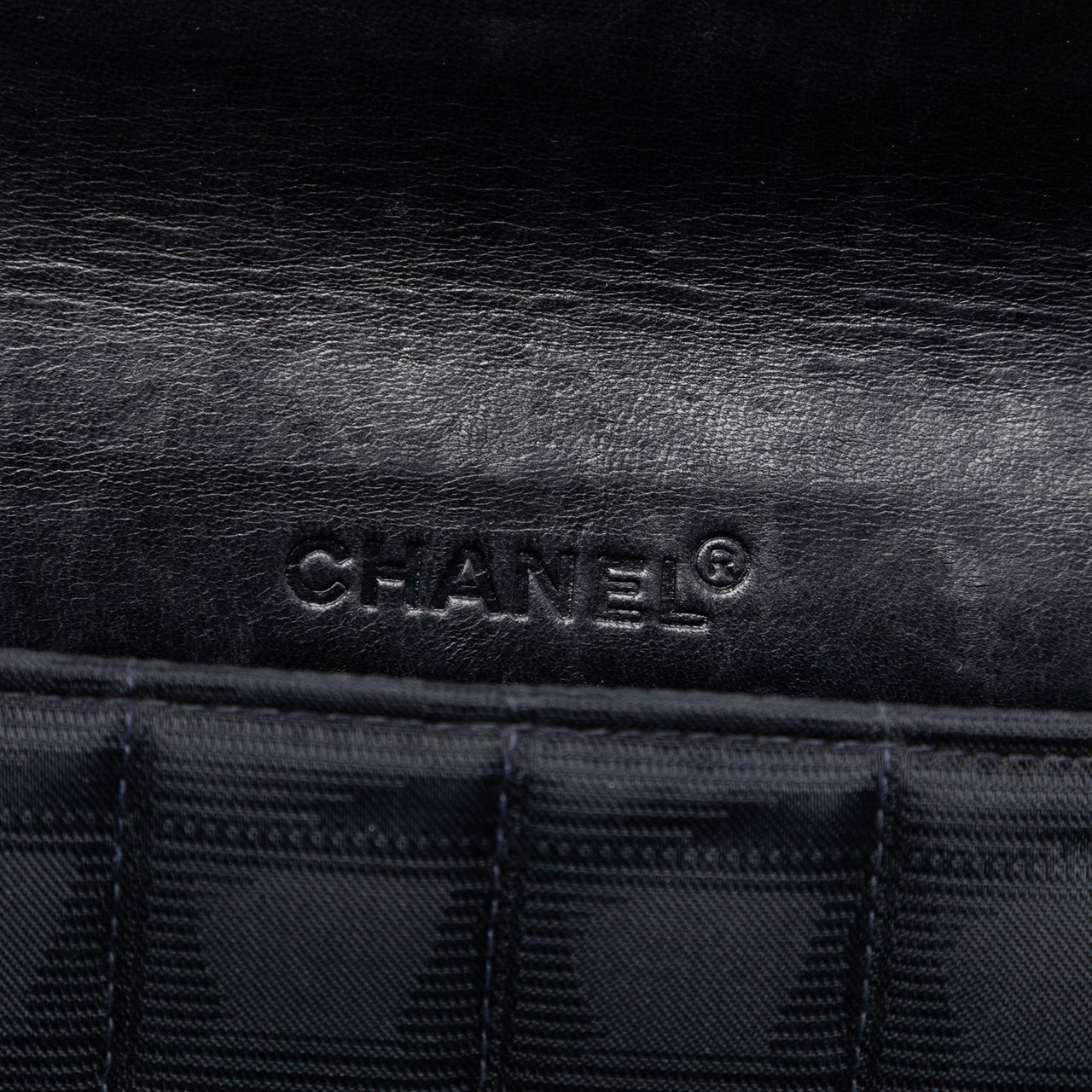 Chanel New Travel Line Nylon East West Flap Zwart