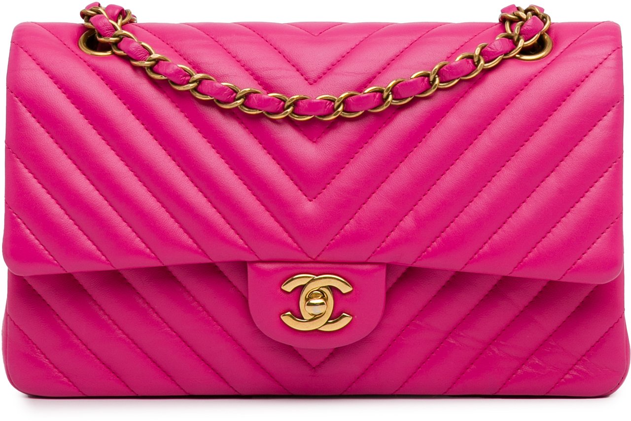 Chanel Medium Chevron Lambskin Double Flap Roze