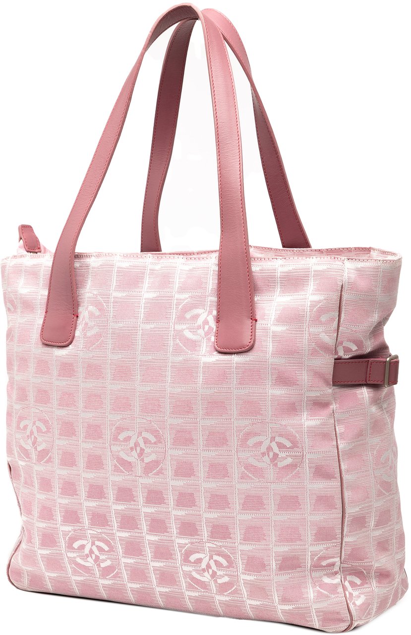 Chanel New Travel Line Nylon Tote Roze