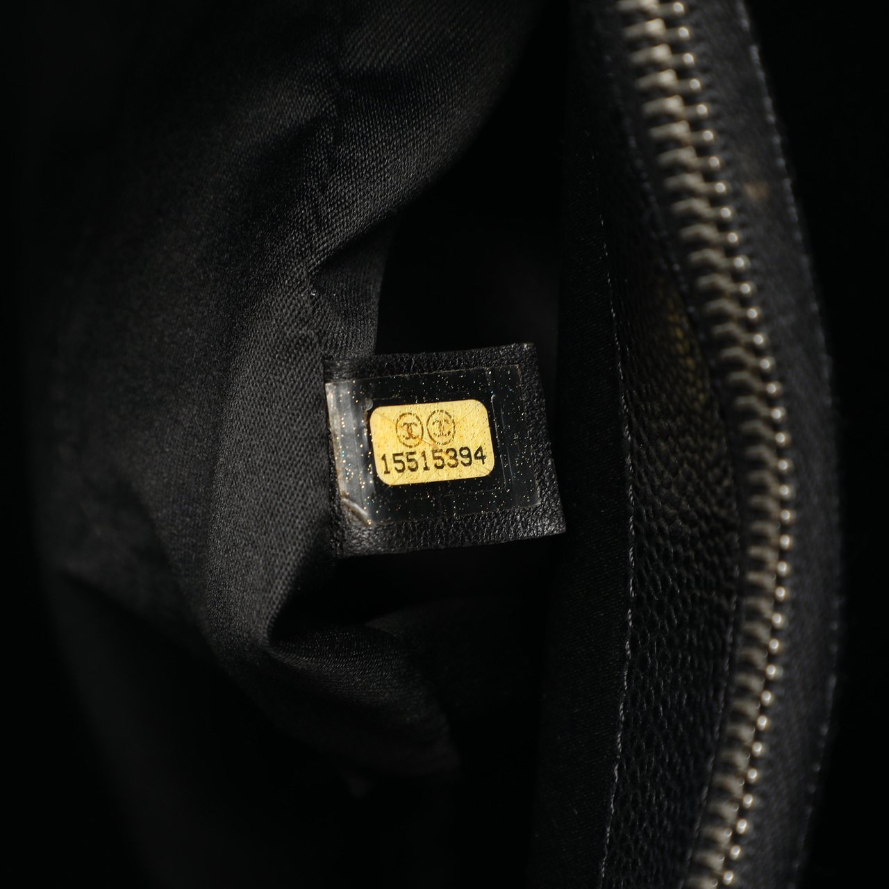 Chanel Caviar Grand Shopping Tote Zwart