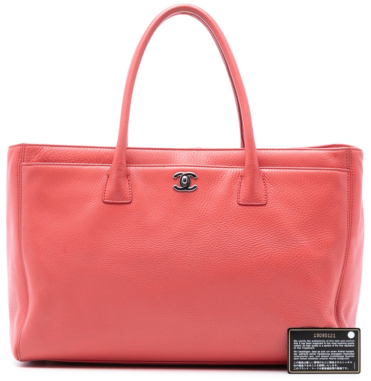 Chanel Medium Calfskin Executive Cerf Tote Roze