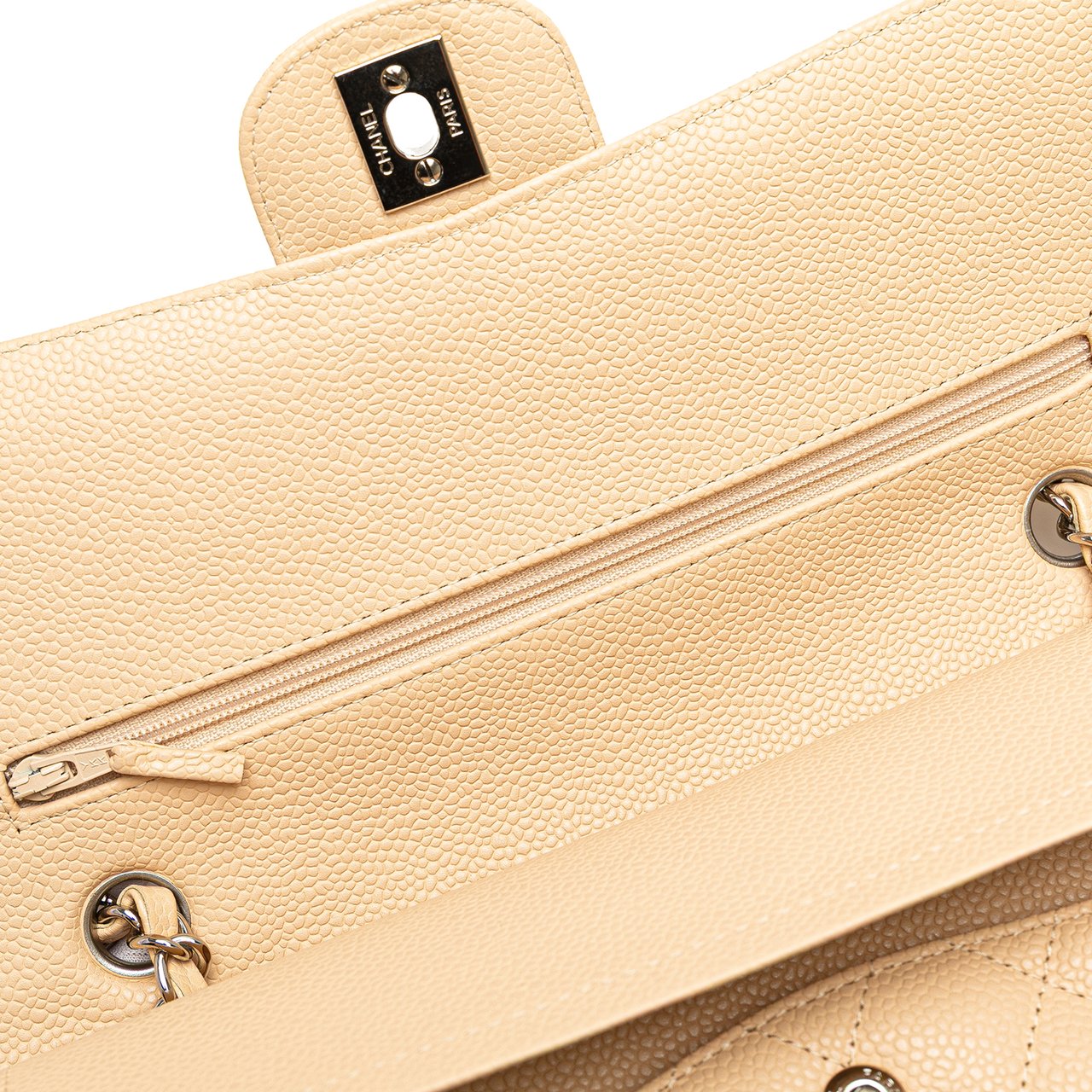 Chanel Medium Classic Caviar Double Flap Bruin