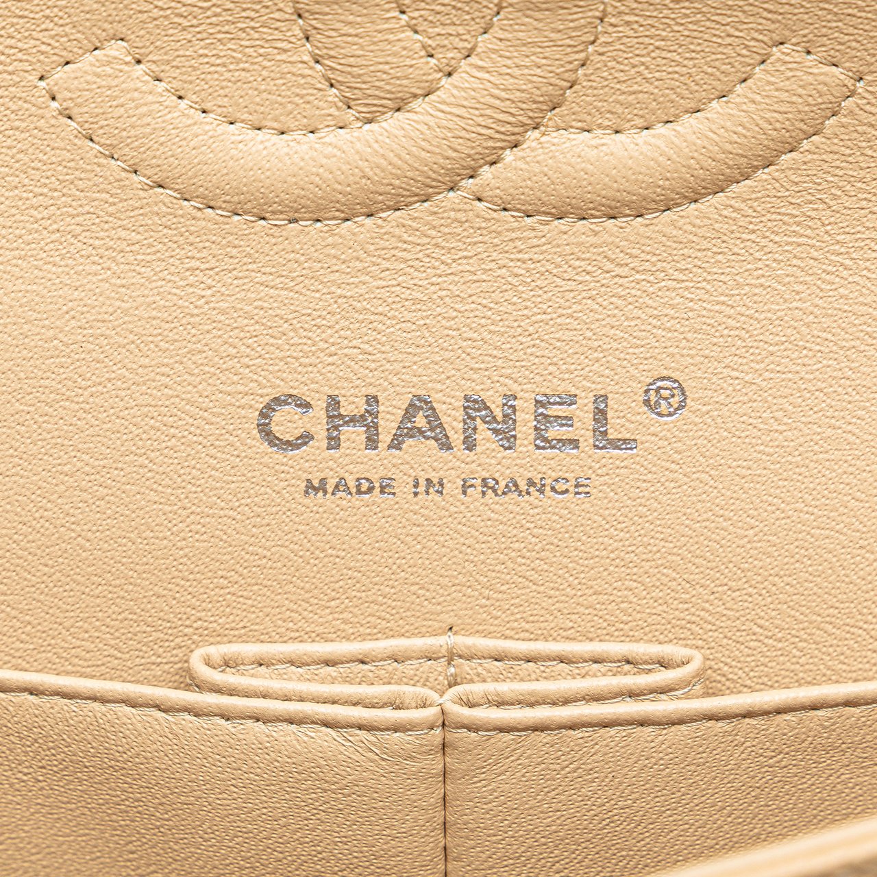 Chanel Medium Classic Caviar Double Flap Bruin