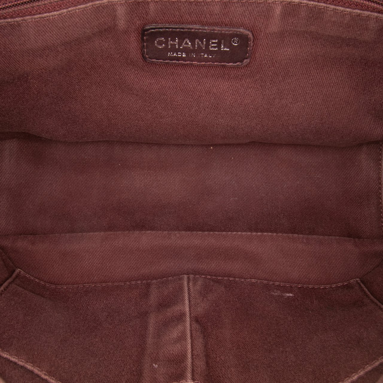 Chanel Jumbo Quilted Aged Calfskin Portobello Flap Zwart