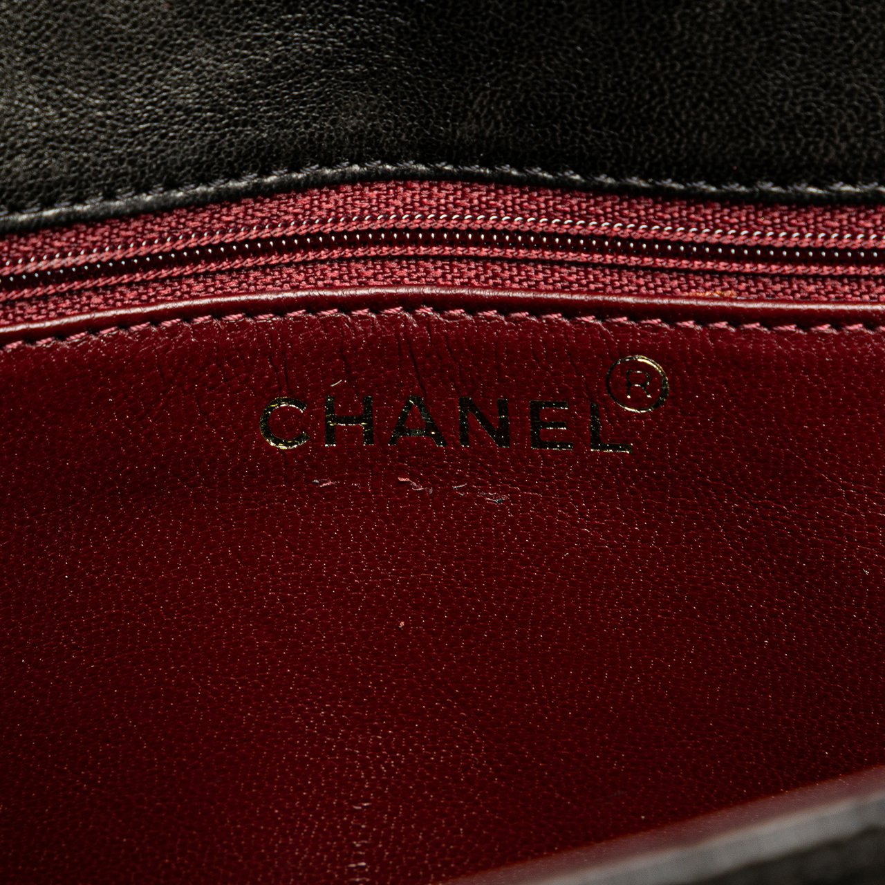 Chanel CC Quilted Lambskin Chain Flap Zwart