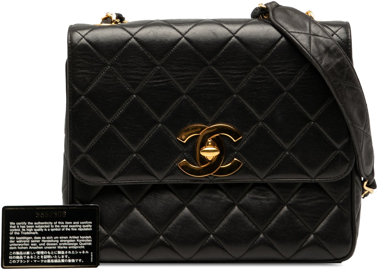 Chanel Quilted Lambskin XL Square Flap Zwart