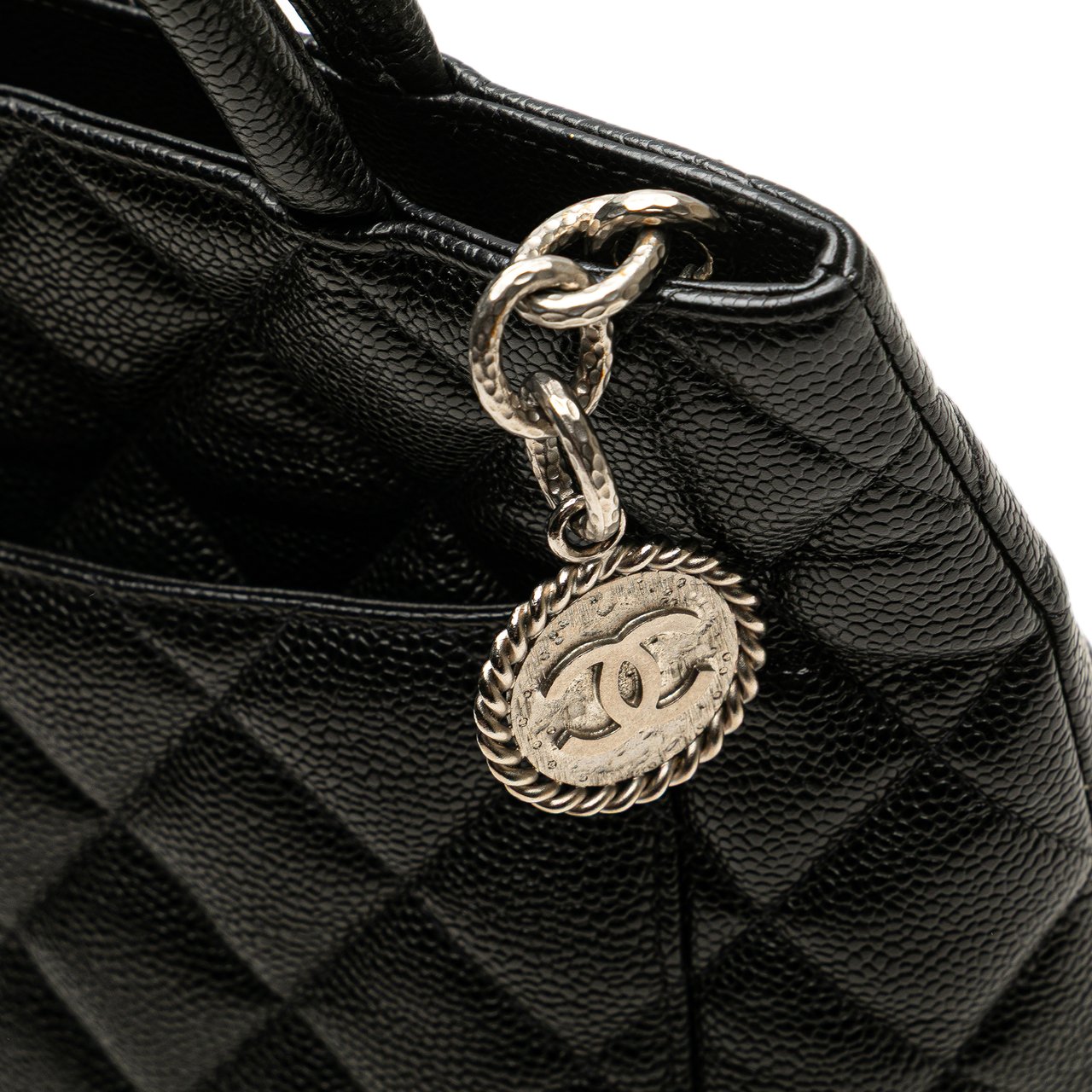 Chanel Caviar Medallion Tote Zwart